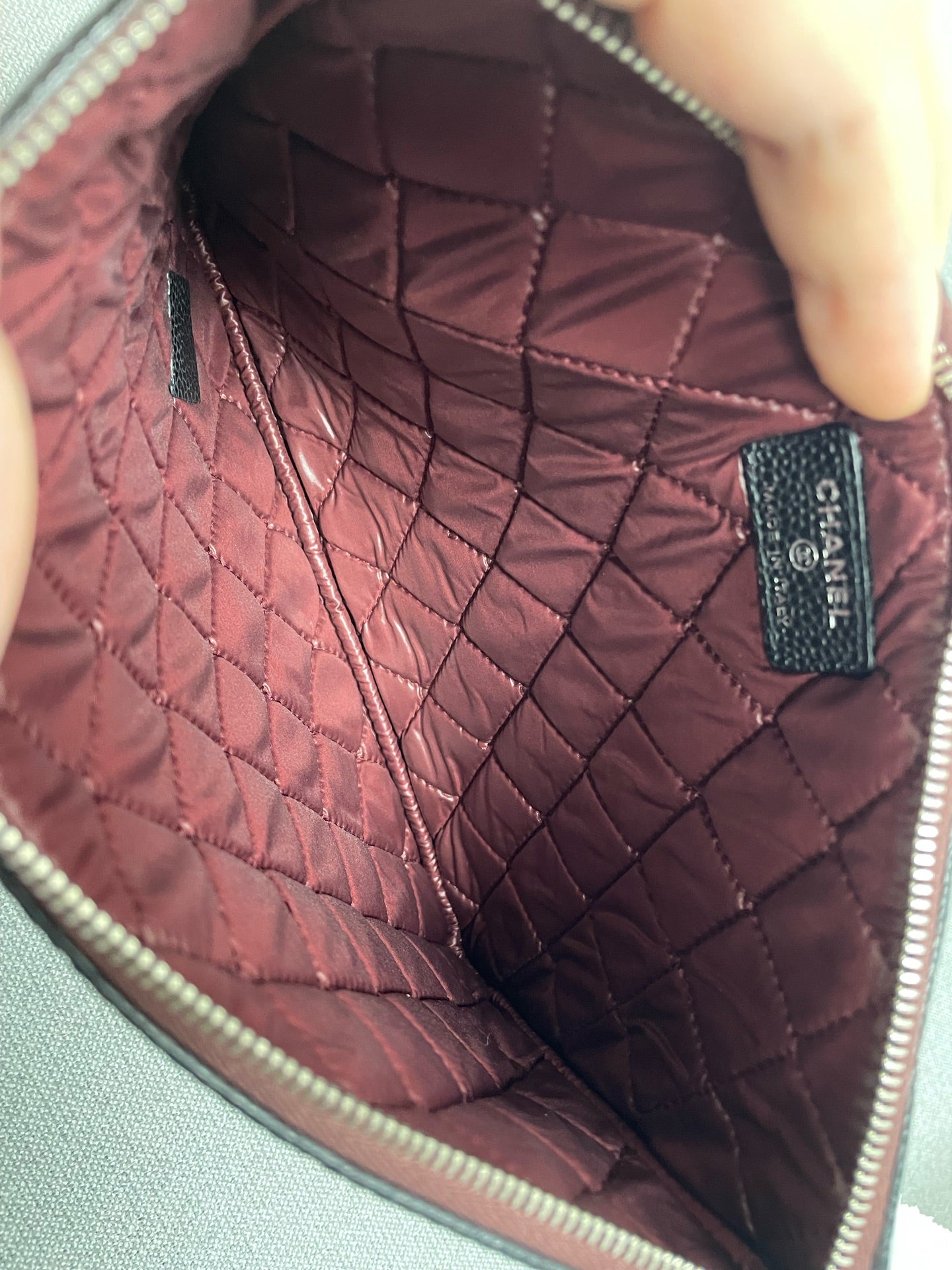 Chanel - Other - Leather - Black - (medium)