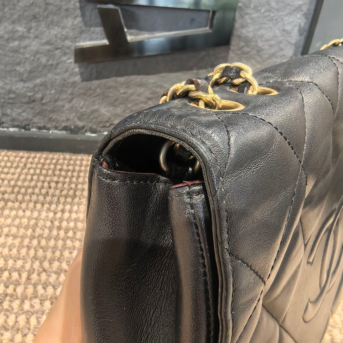 Chanel - Other - Leather - Black - (medium)