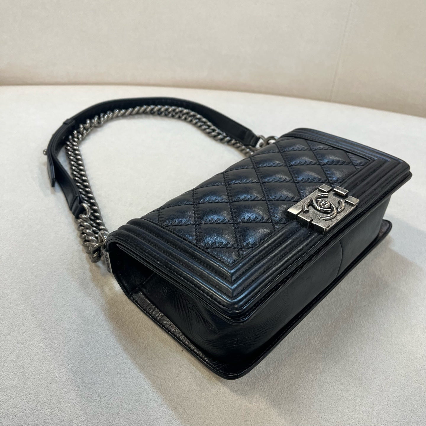 Chanel - Other - Leather - Black - (medium)