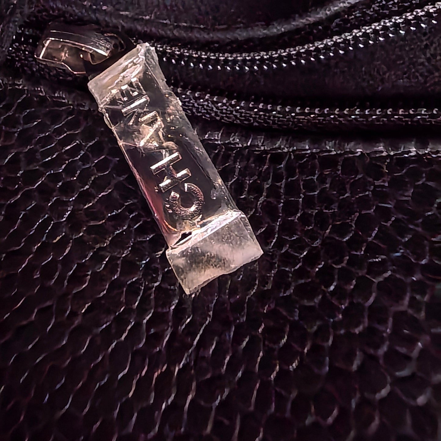 Chanel - Other - Leather - Black - (medium)