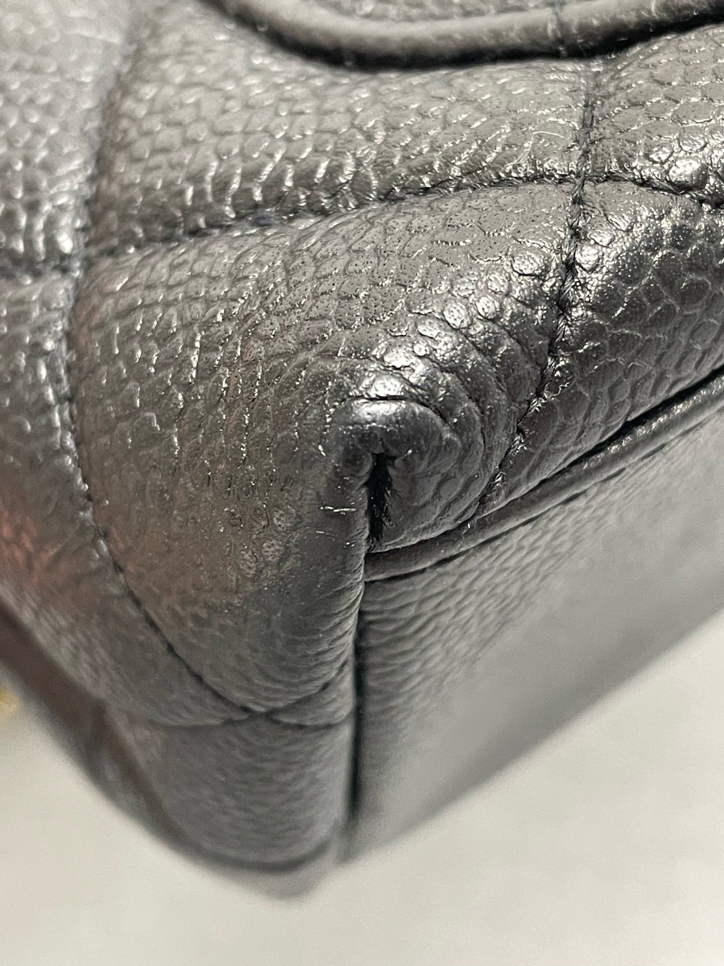 Chanel - Other - Leather - Black - (medium)