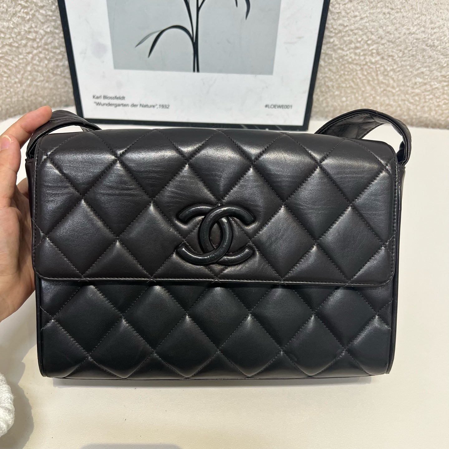 Chanel - Other - Leather - Black - (medium)