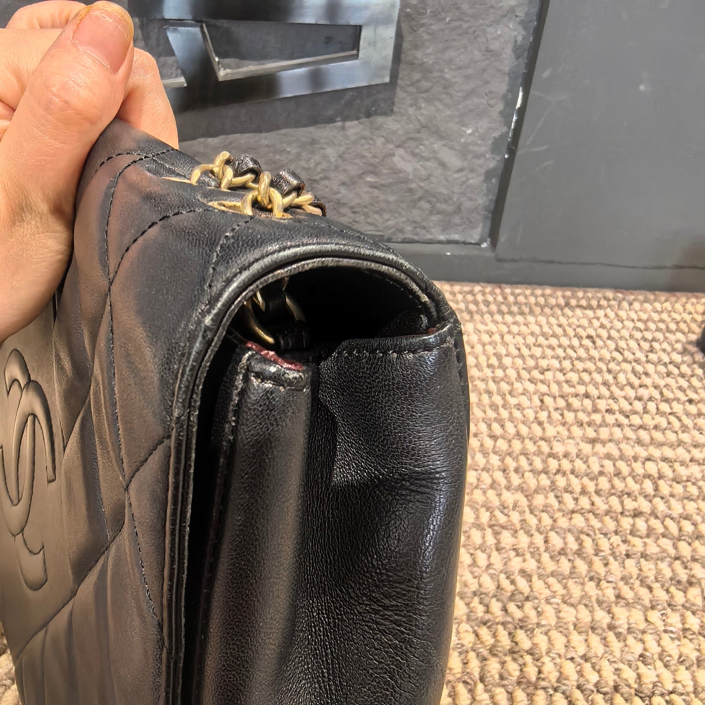 Chanel - Other - Leather - Black - (medium)