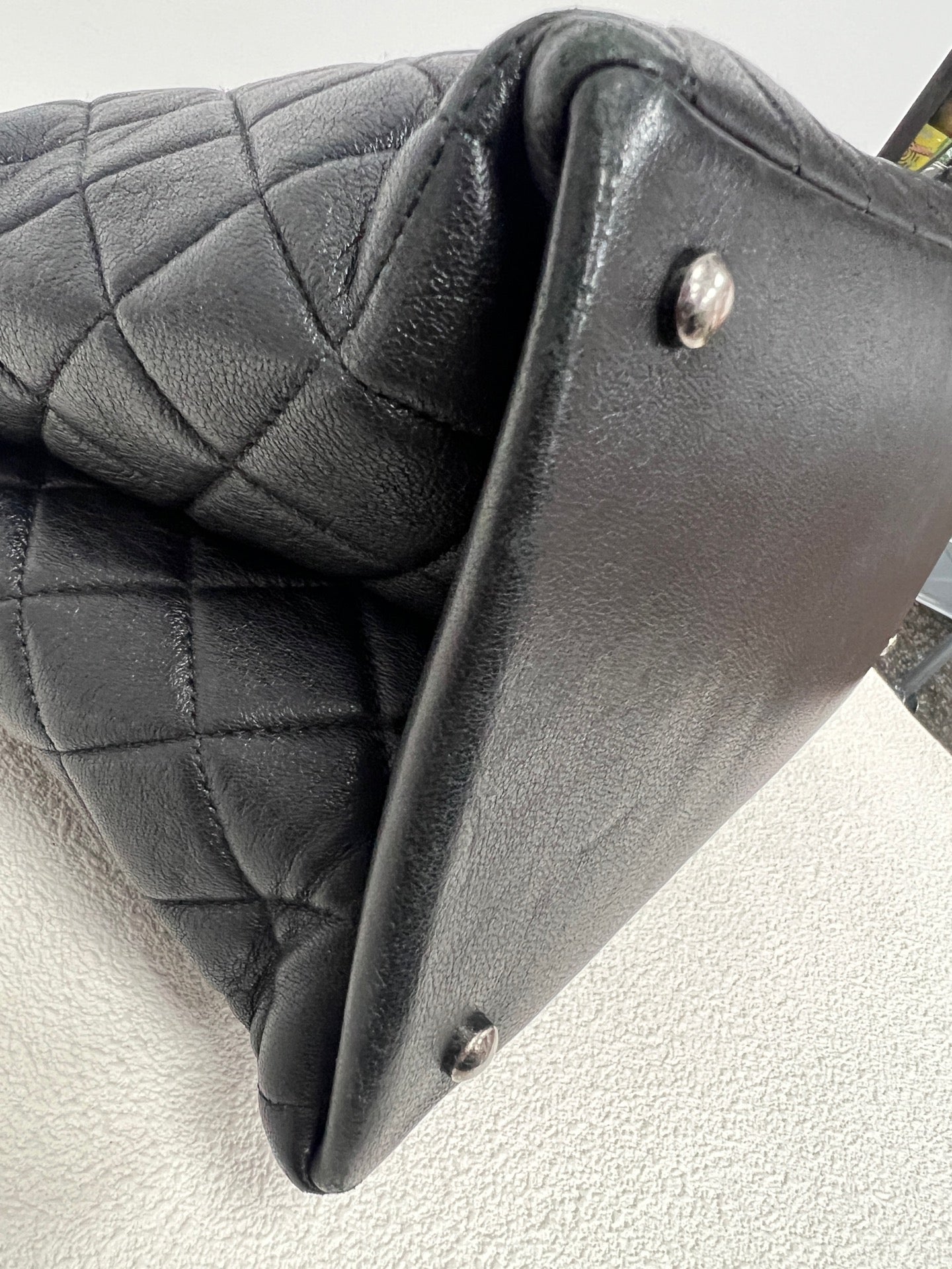Chanel - Other - Leather - Black - (medium)