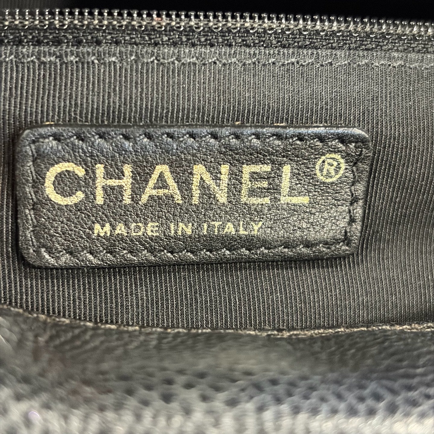 Chanel - Other - Leather - Black - (medium)
