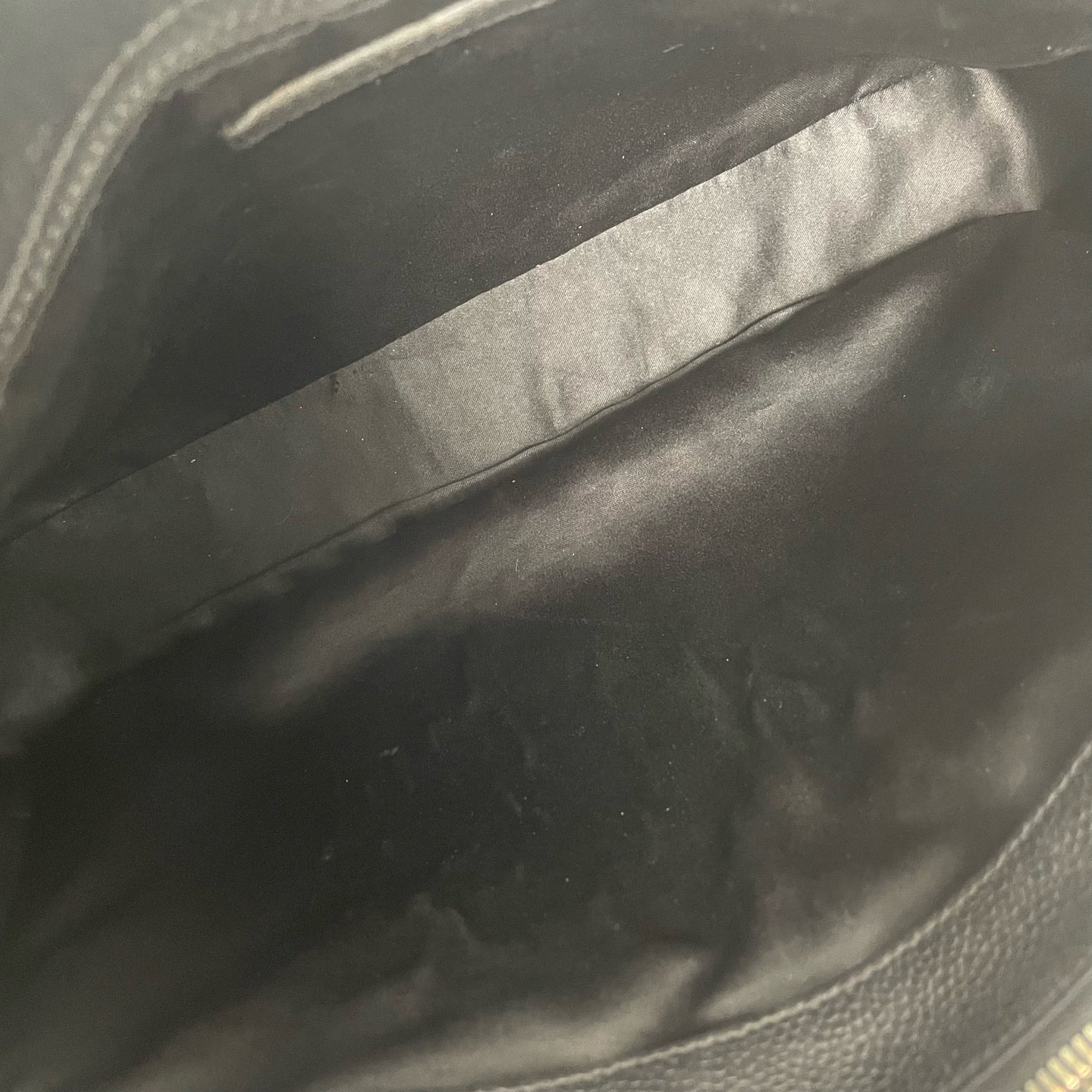 Chanel - Other - Leather - Black - (medium)