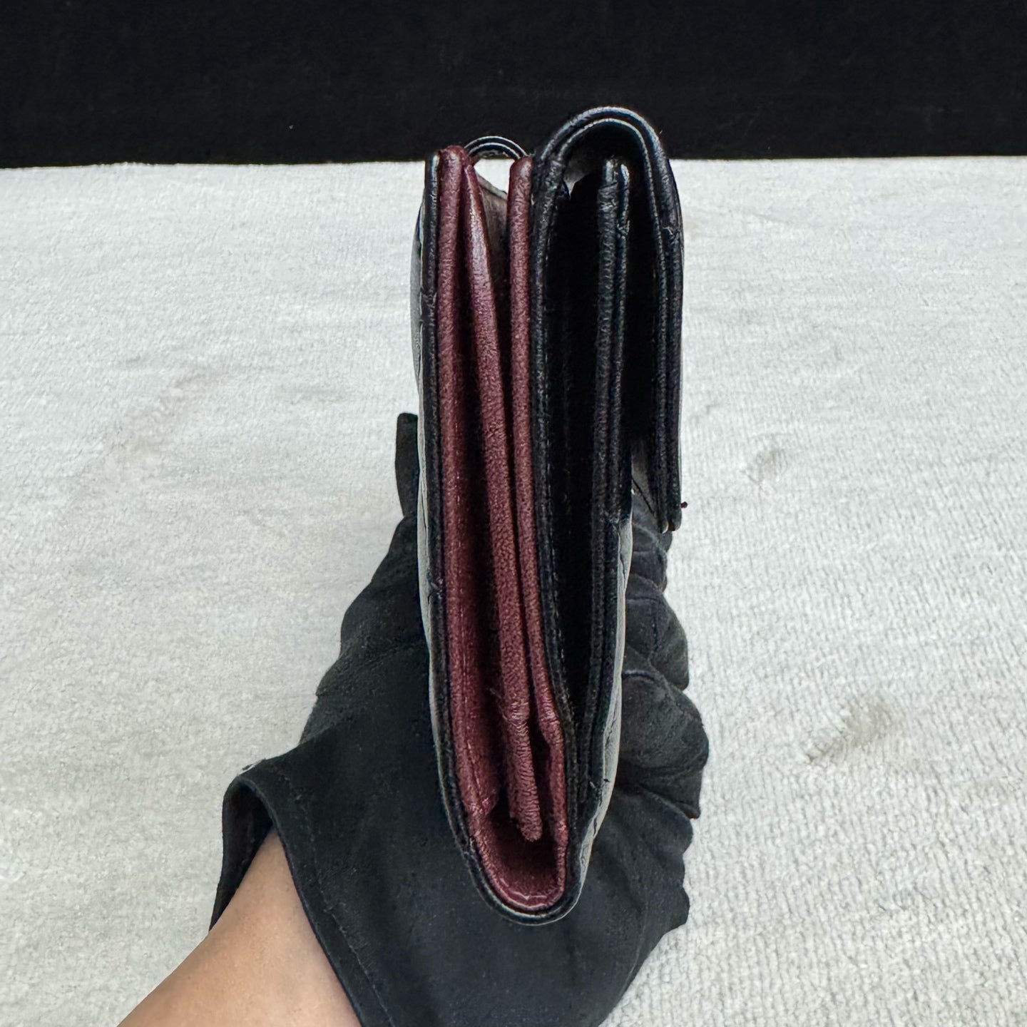 Chanel - Other - Leather - Black - (medium)