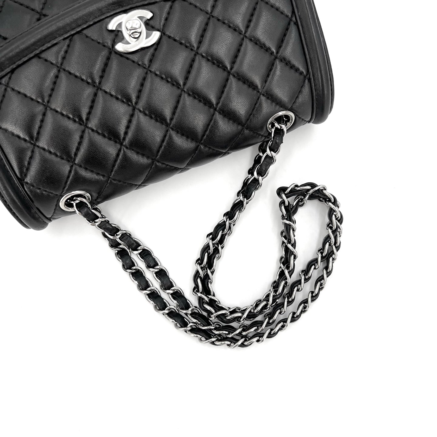 Chanel - Other - Leather - Black - (medium)
