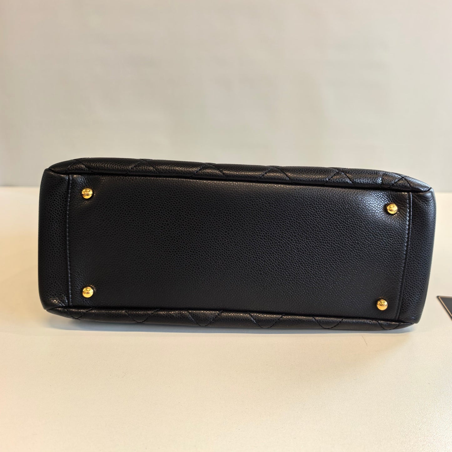 Chanel - Other - Leather - Black - (medium)