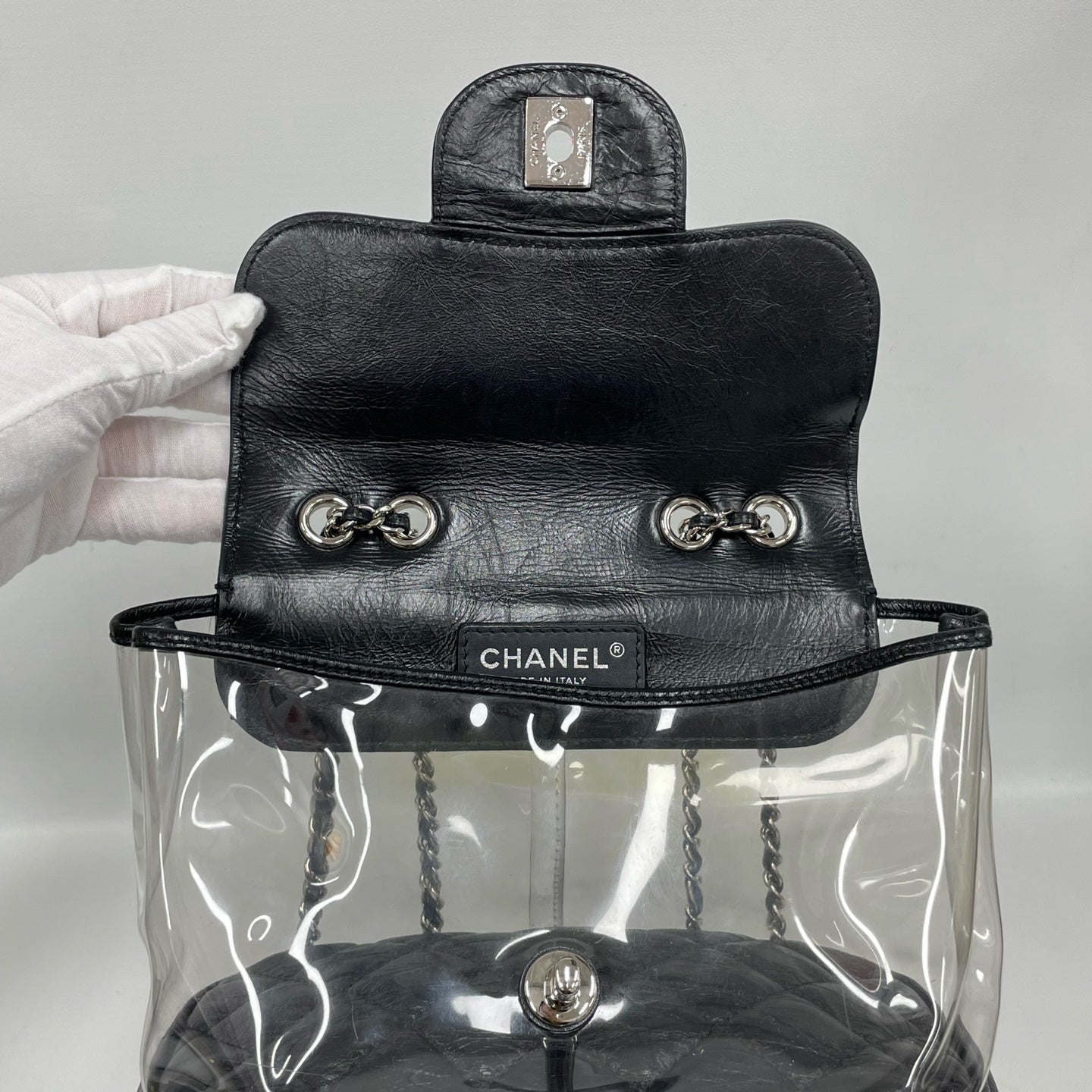 Chanel - Other - Leather - Black - (medium)