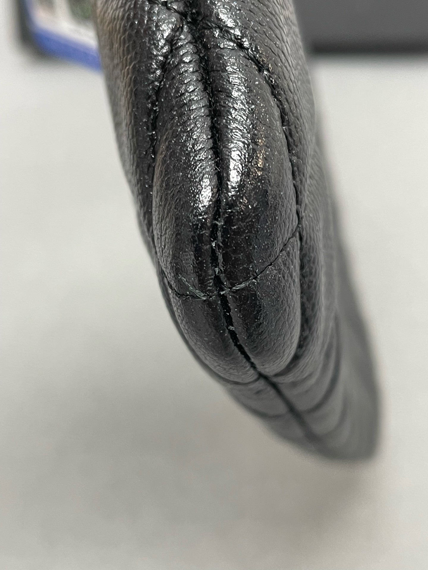 Chanel - Other - Leather - Black - (medium)