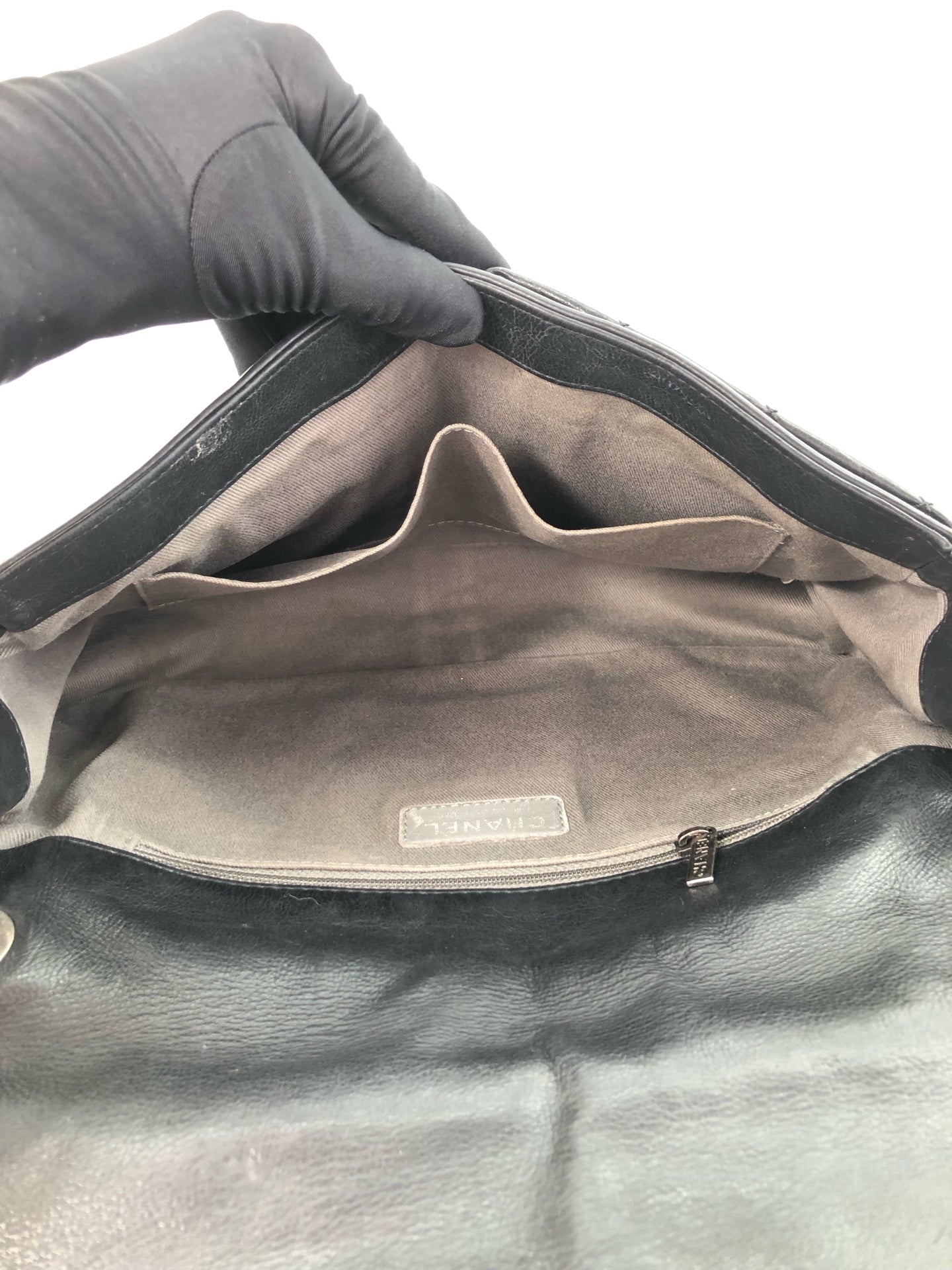Chanel - Other - Leather - Black - (medium)