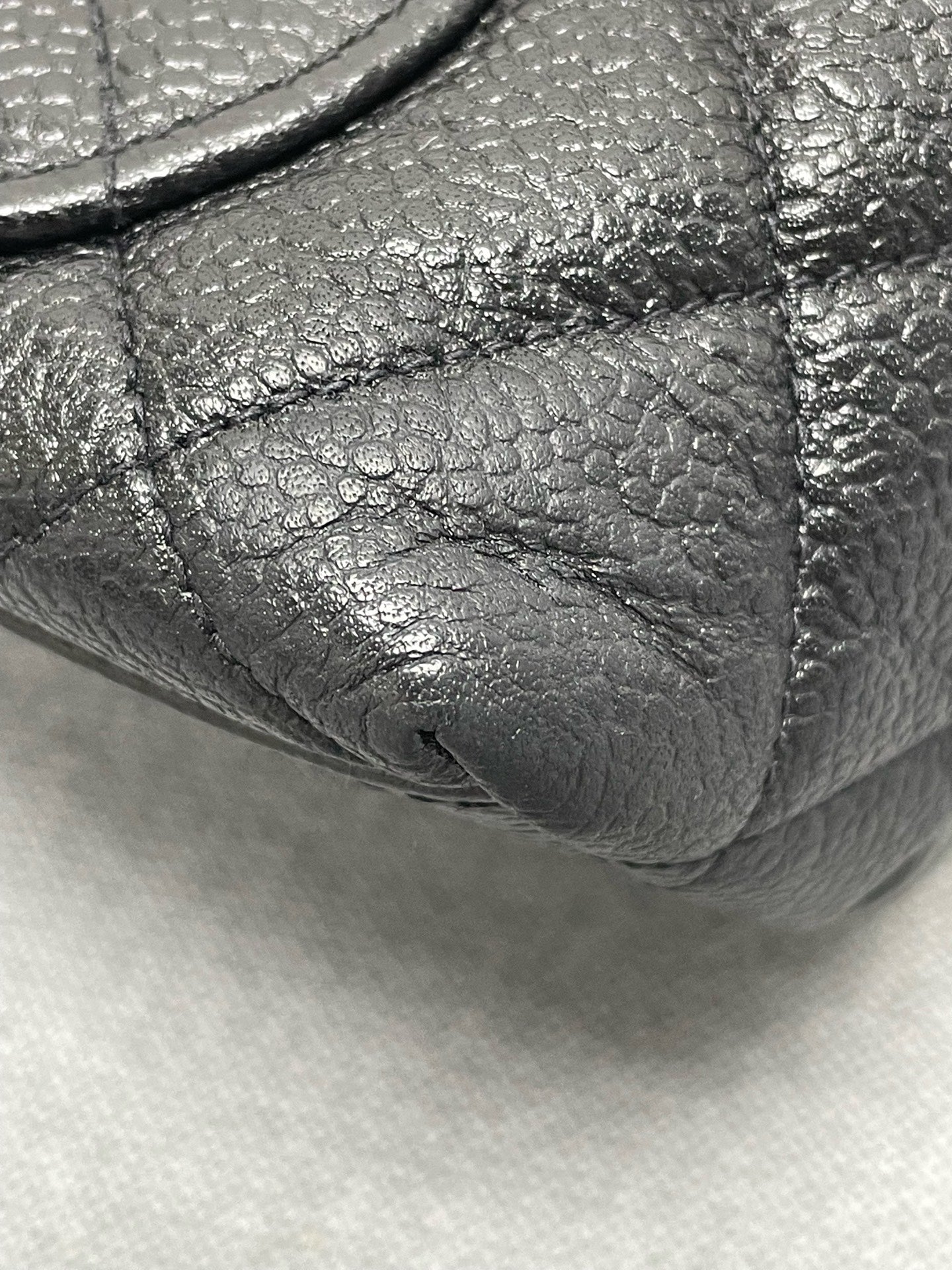Chanel - Other - Leather - Black - (medium)