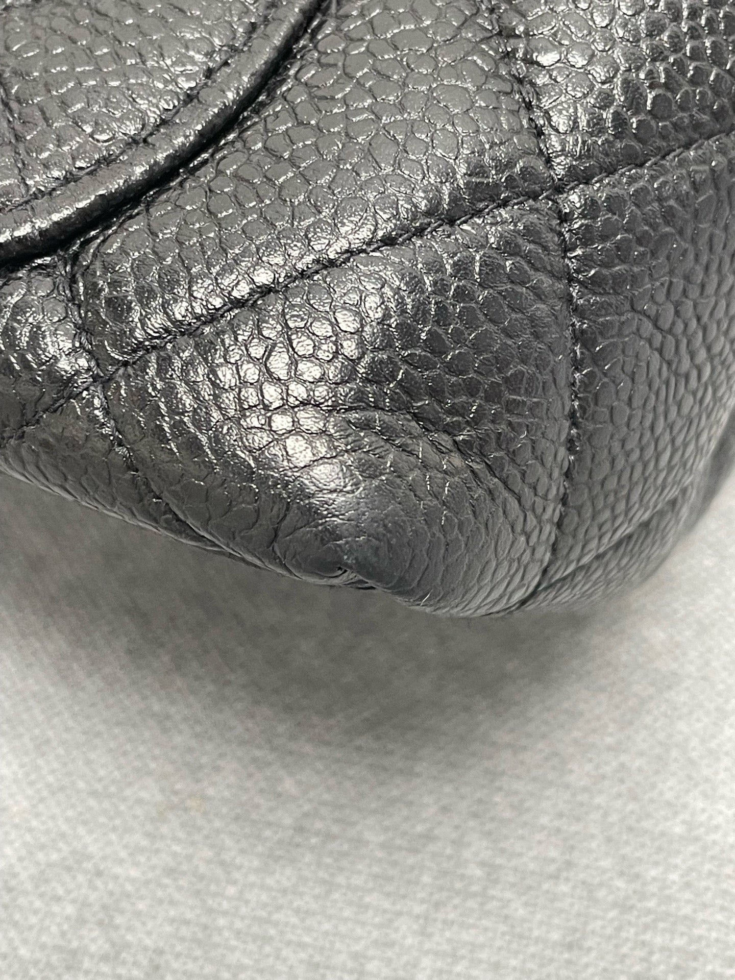 Chanel - Other - Leather - Black - (medium)