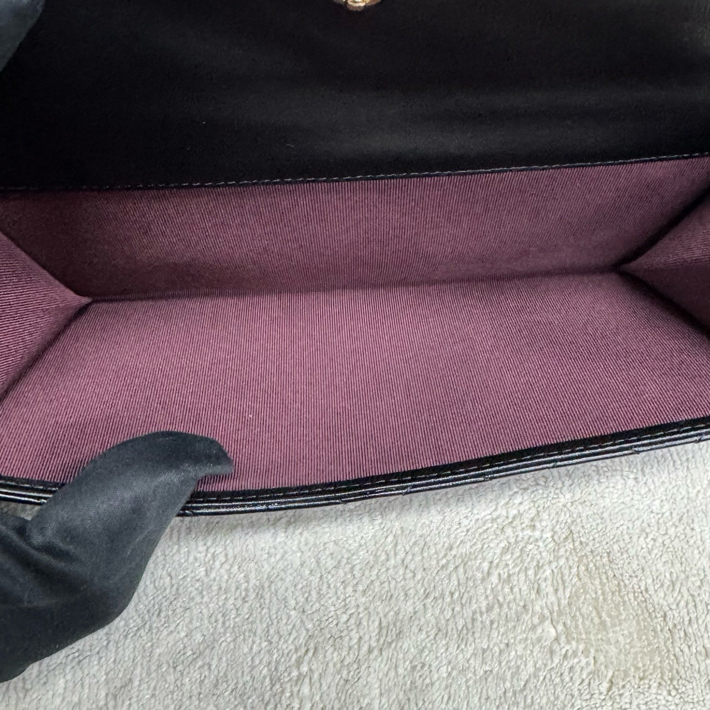 Chanel - Other - Leather - Black - (medium)