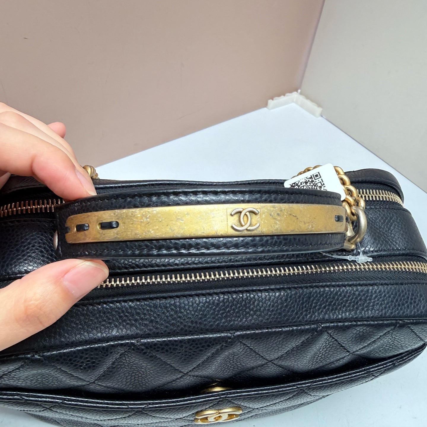 Chanel - Other - Leather - Black - (medium)
