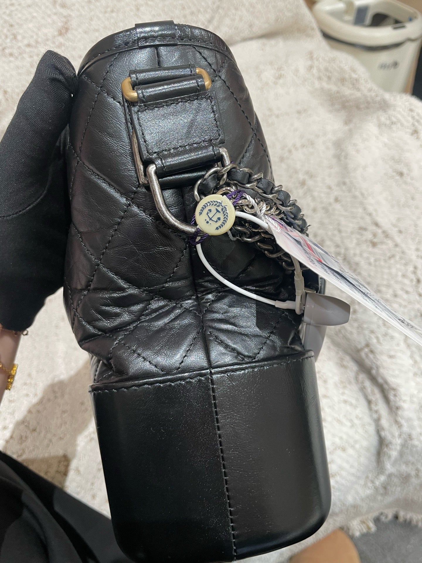 Chanel - Other - Leather - Black - (medium)