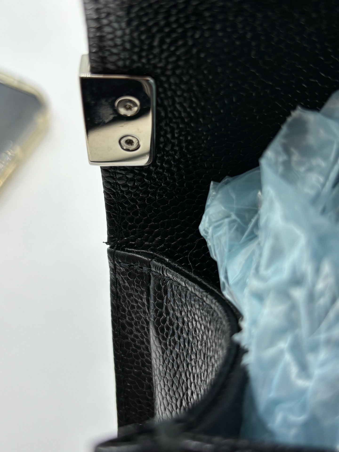 Chanel - Other - Leather - Black - (medium)