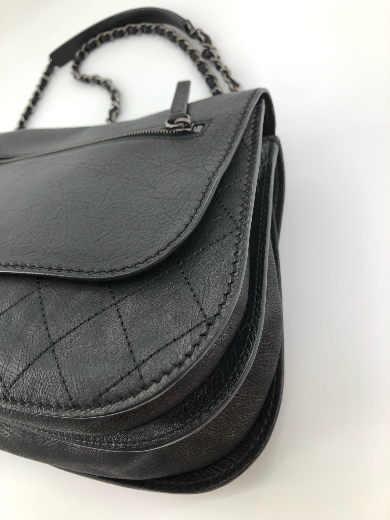 Chanel - Other - Leather - Black - (medium)