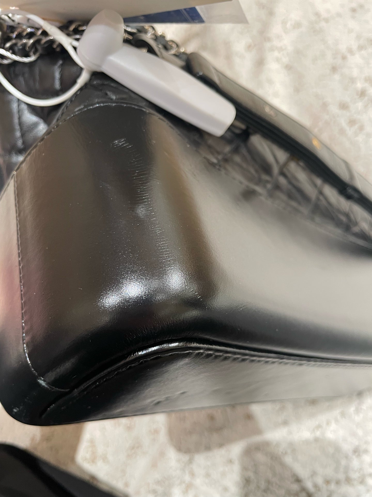 Chanel - Other - Leather - Black - (medium)