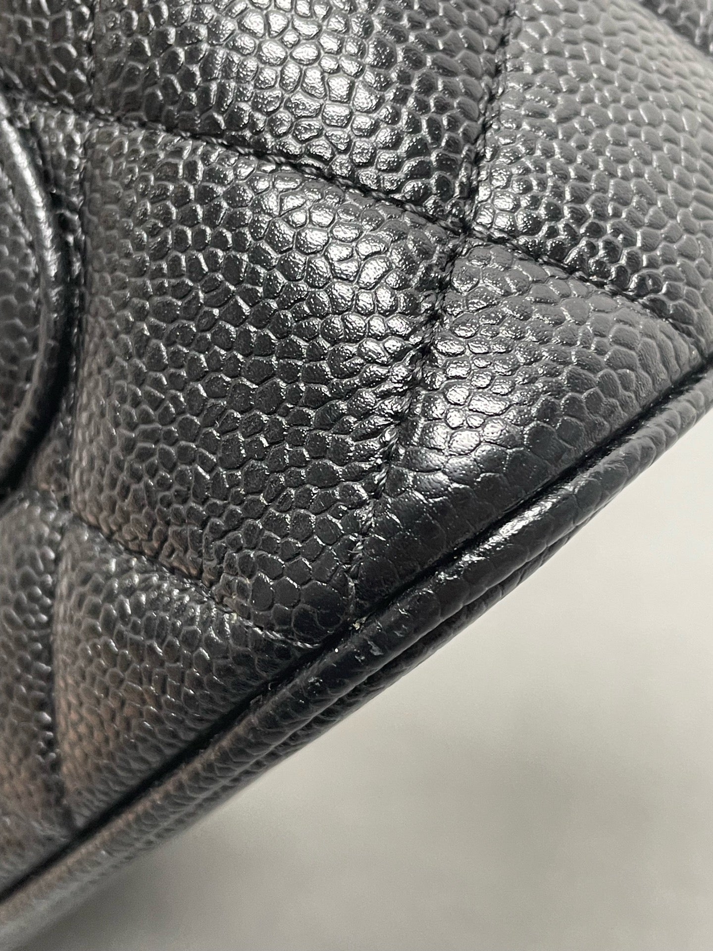 Chanel - Other - Leather - Black - (medium)