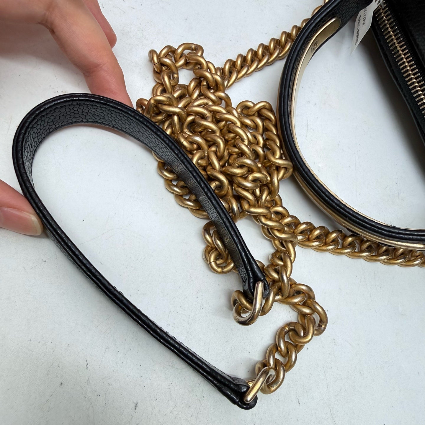 Chanel - Other - Leather - Black - (medium)