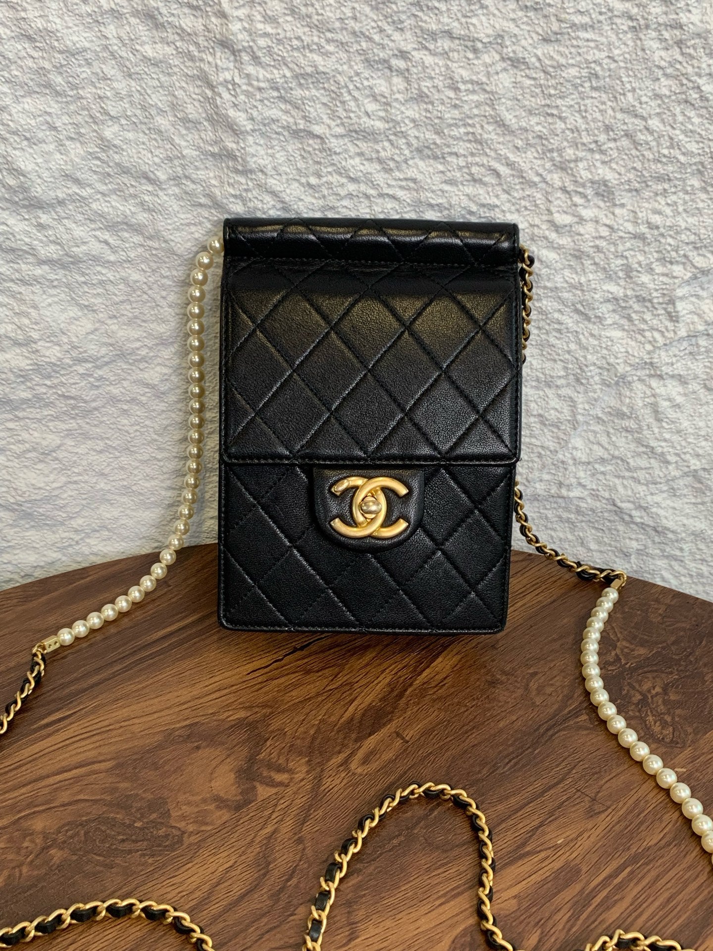 Chanel - Other - Leather - Black - (mini)