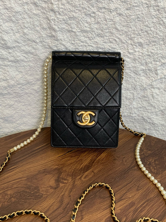 Chanel - Other - Leather - Black - (mini)