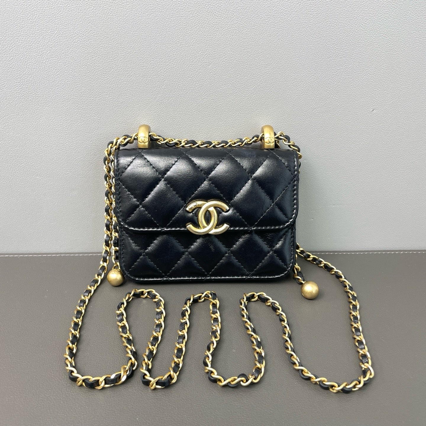 Chanel - Other - Leather - Black - (mini)