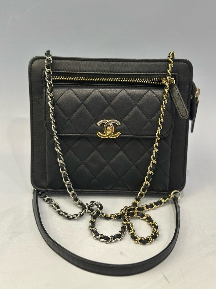 Chanel - Other - Leather - Black - (mini)