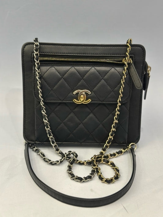 Chanel - Other - Leather - Black - (mini)