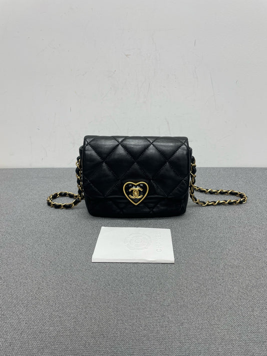 Chanel - Other - Leather - Black - (mini)