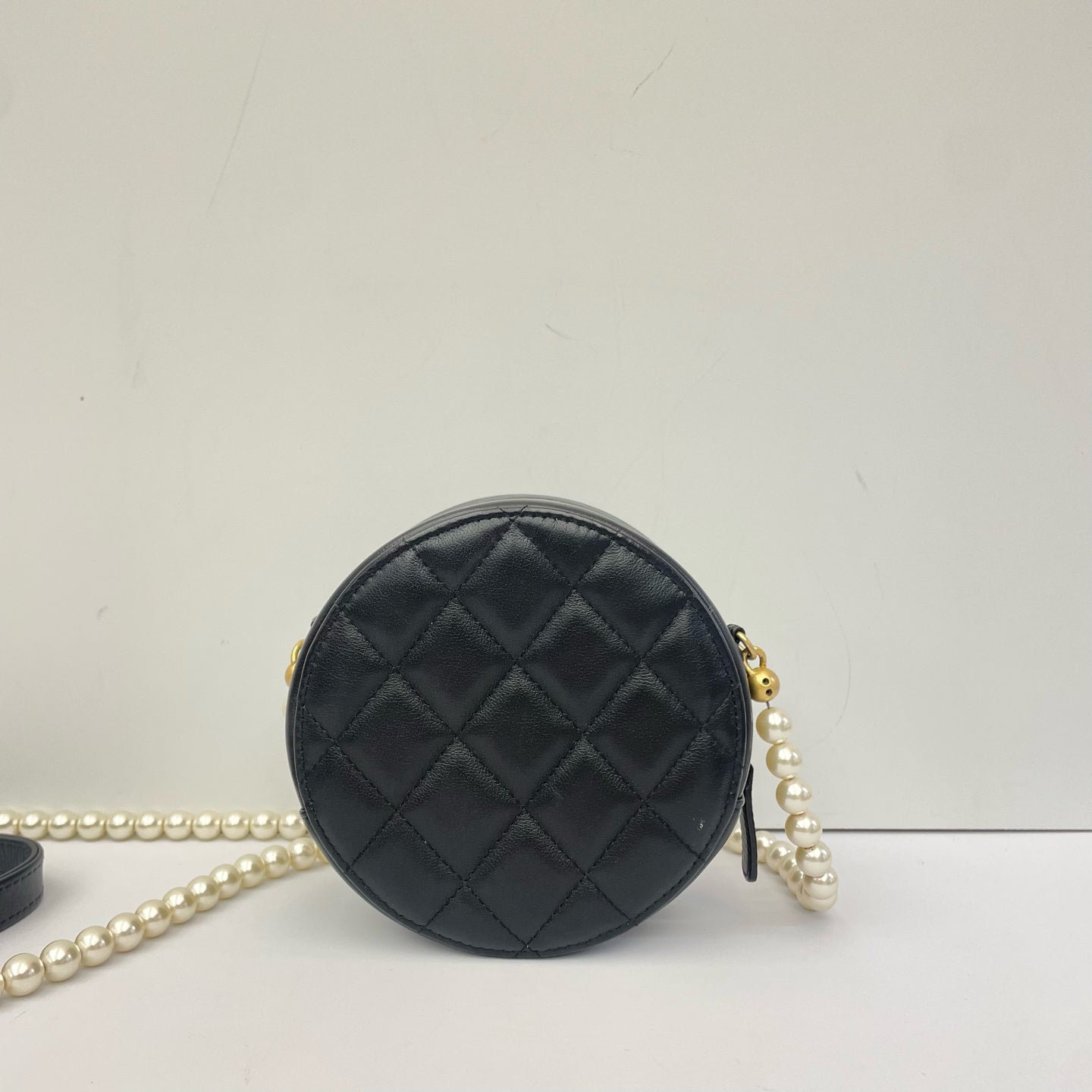 Chanel - Other - Leather - Black - (mini)