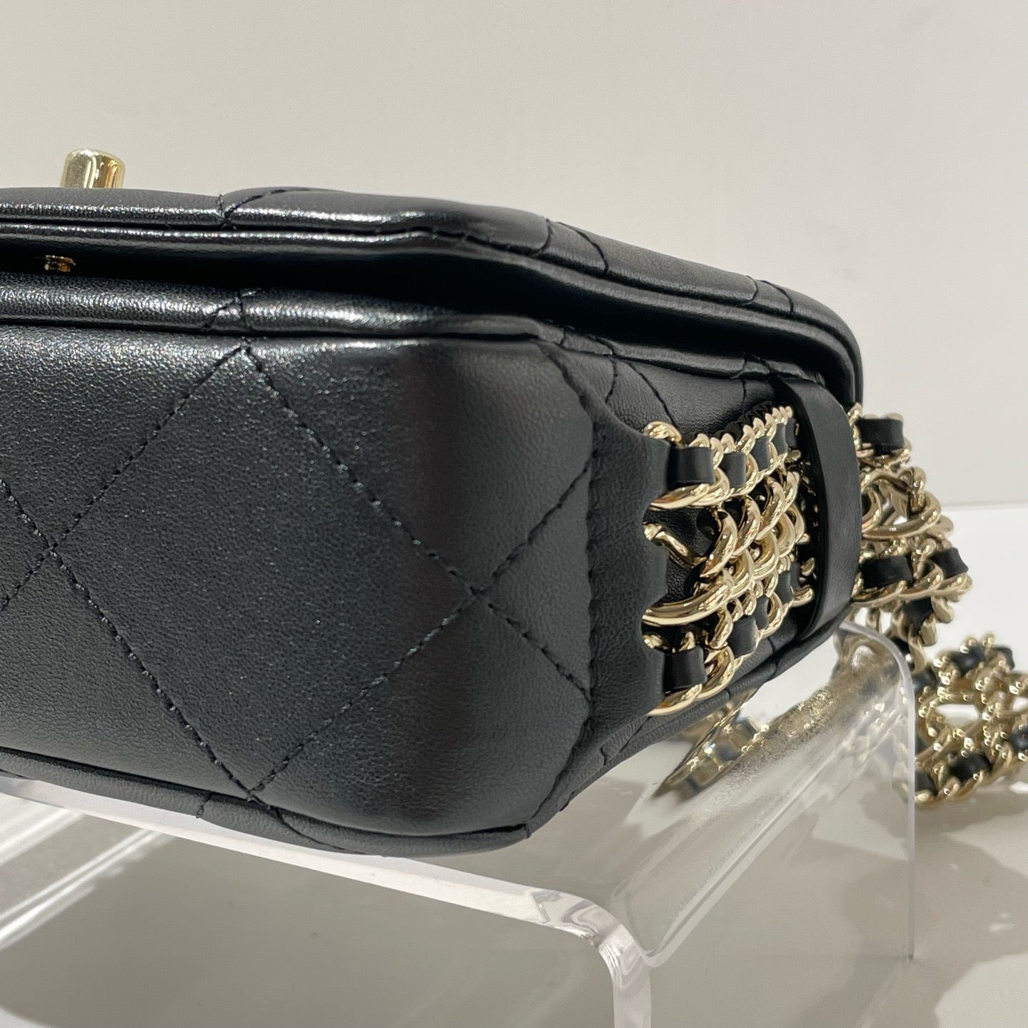 Chanel - Other - Leather - Black - (mini)