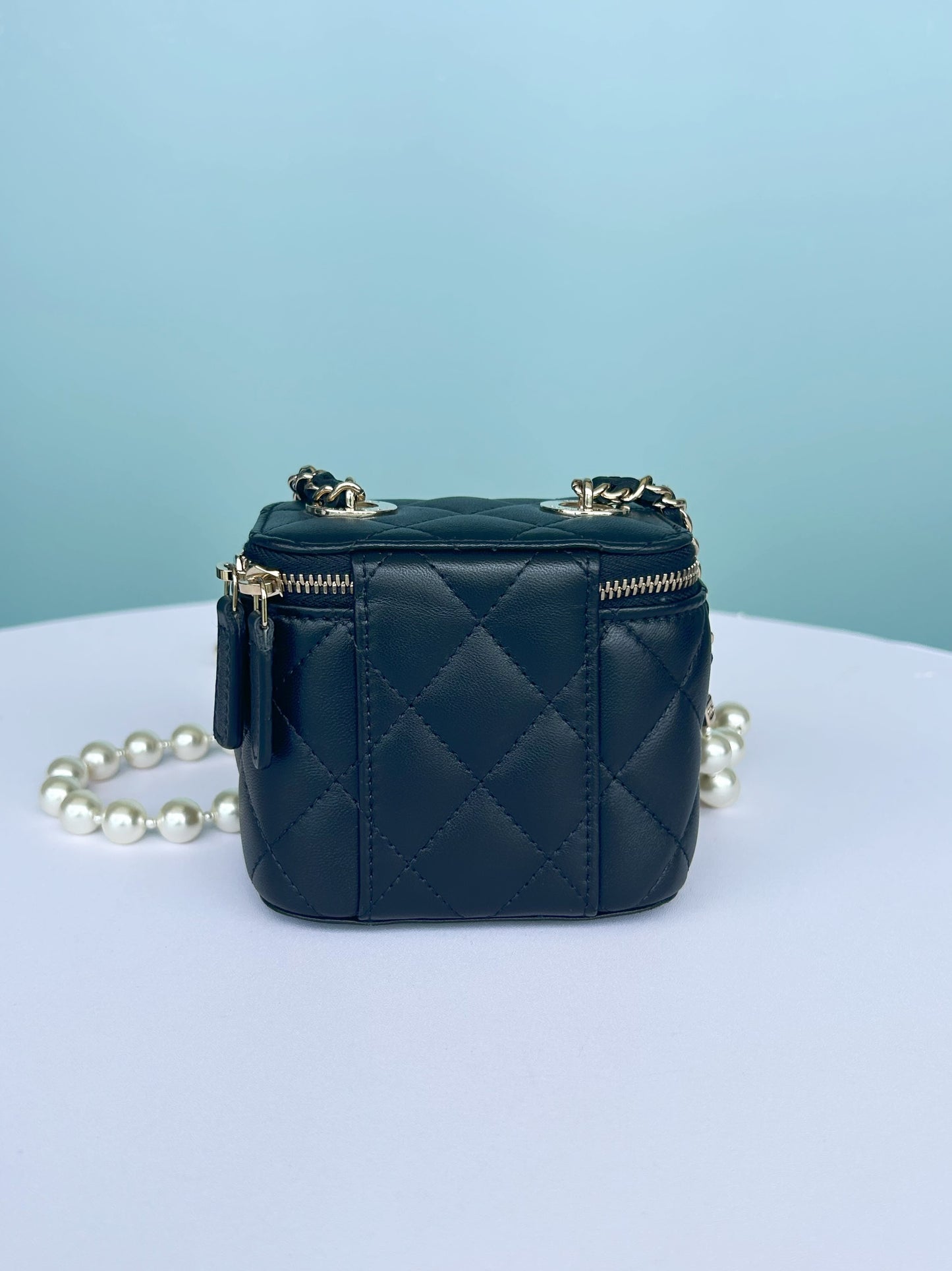 Chanel - Other - Leather - Black - (mini)