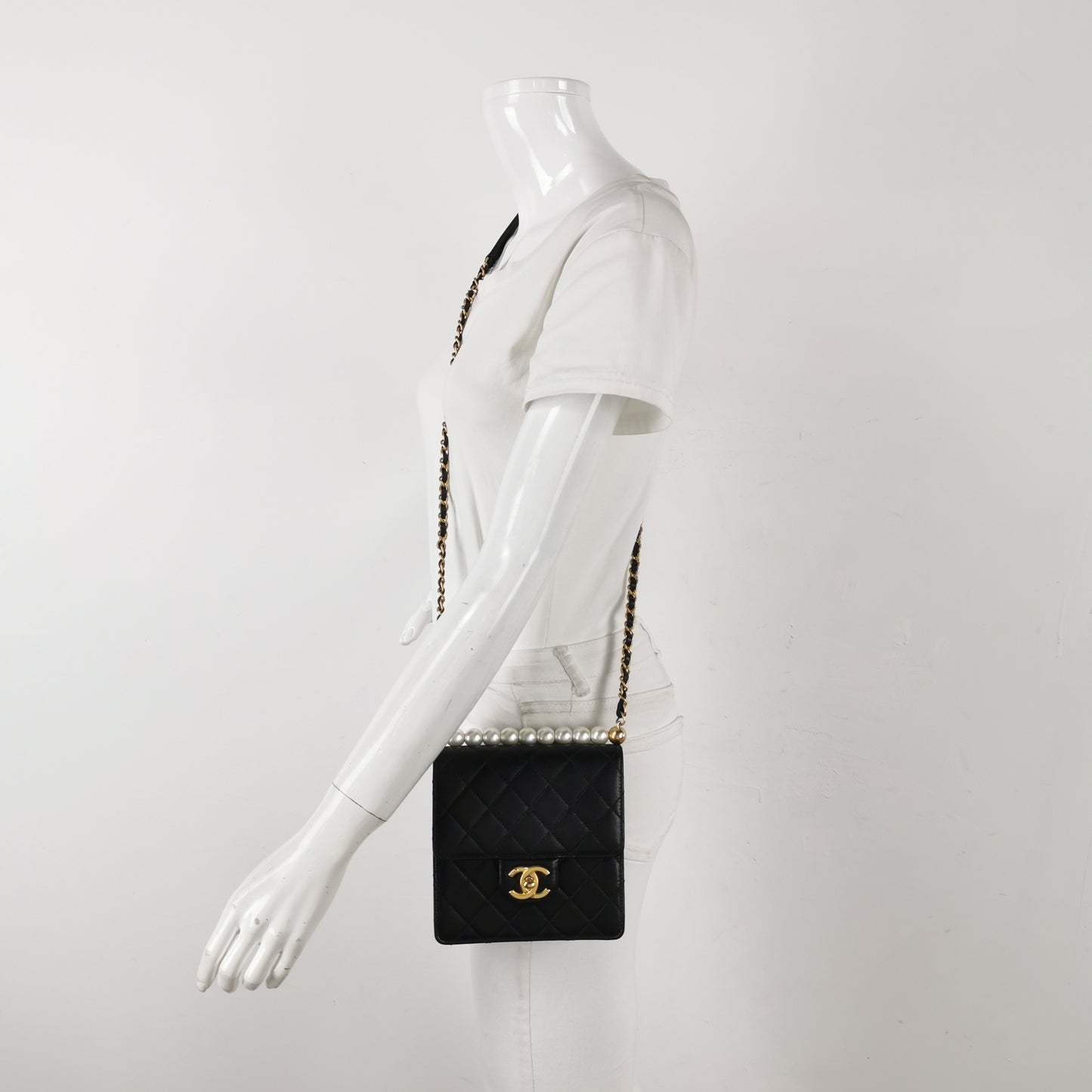 Chanel - Other - Leather - Black - (mini)