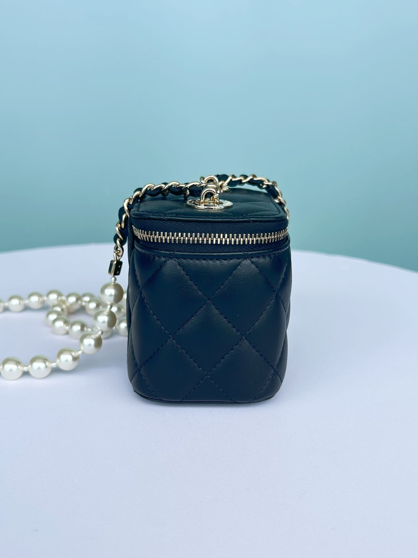 Chanel - Other - Leather - Black - (mini)