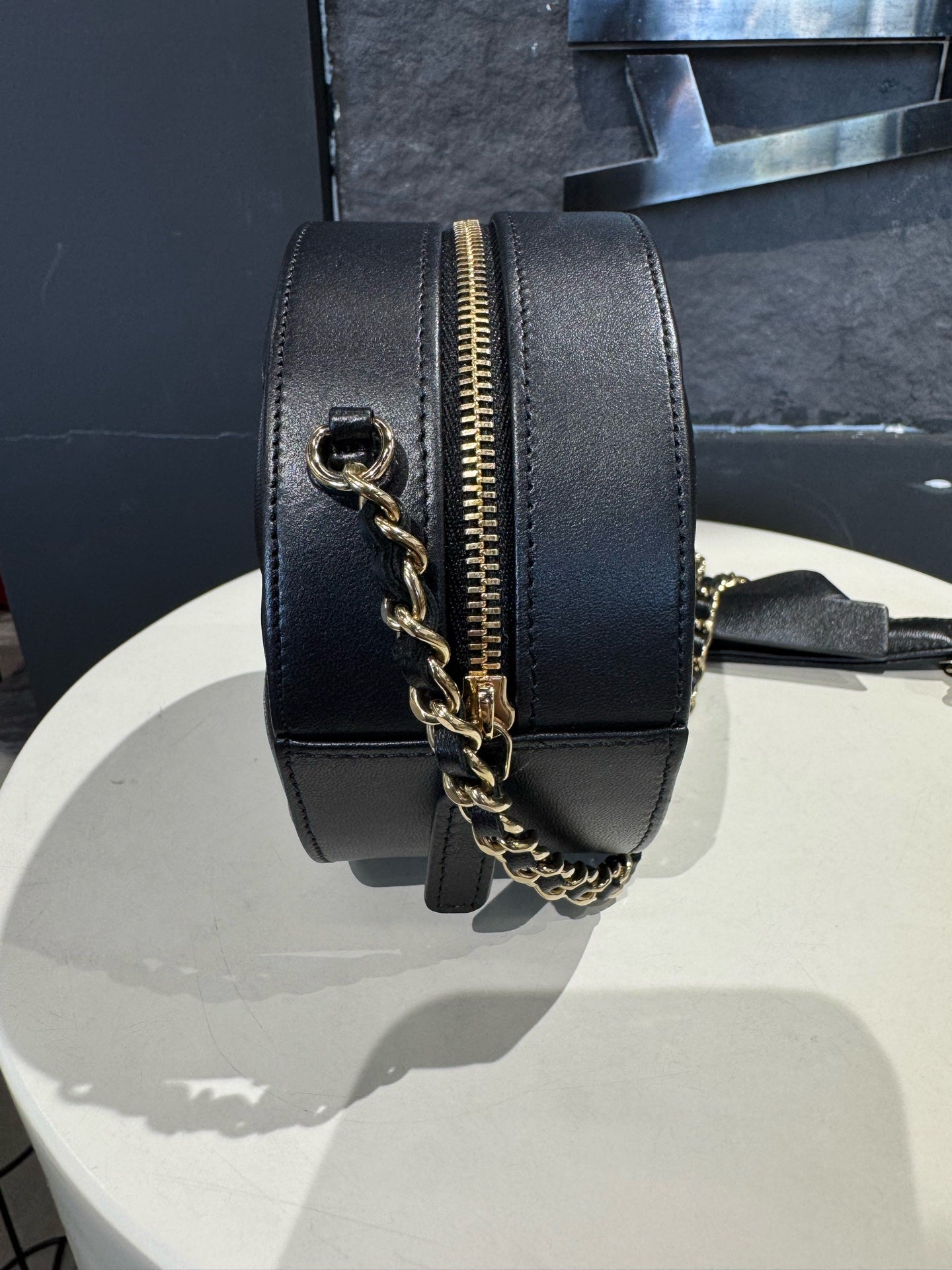 Chanel - Other - Leather - Black - (mini)