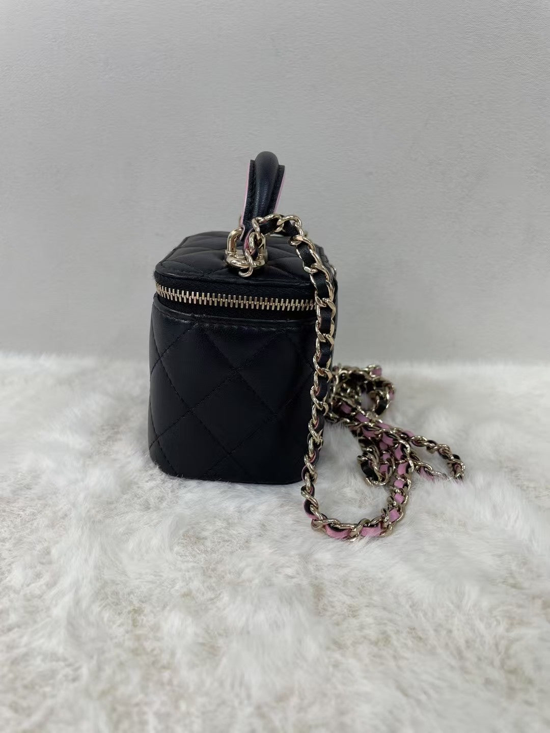 Chanel - Other - Leather - Black - (mini)