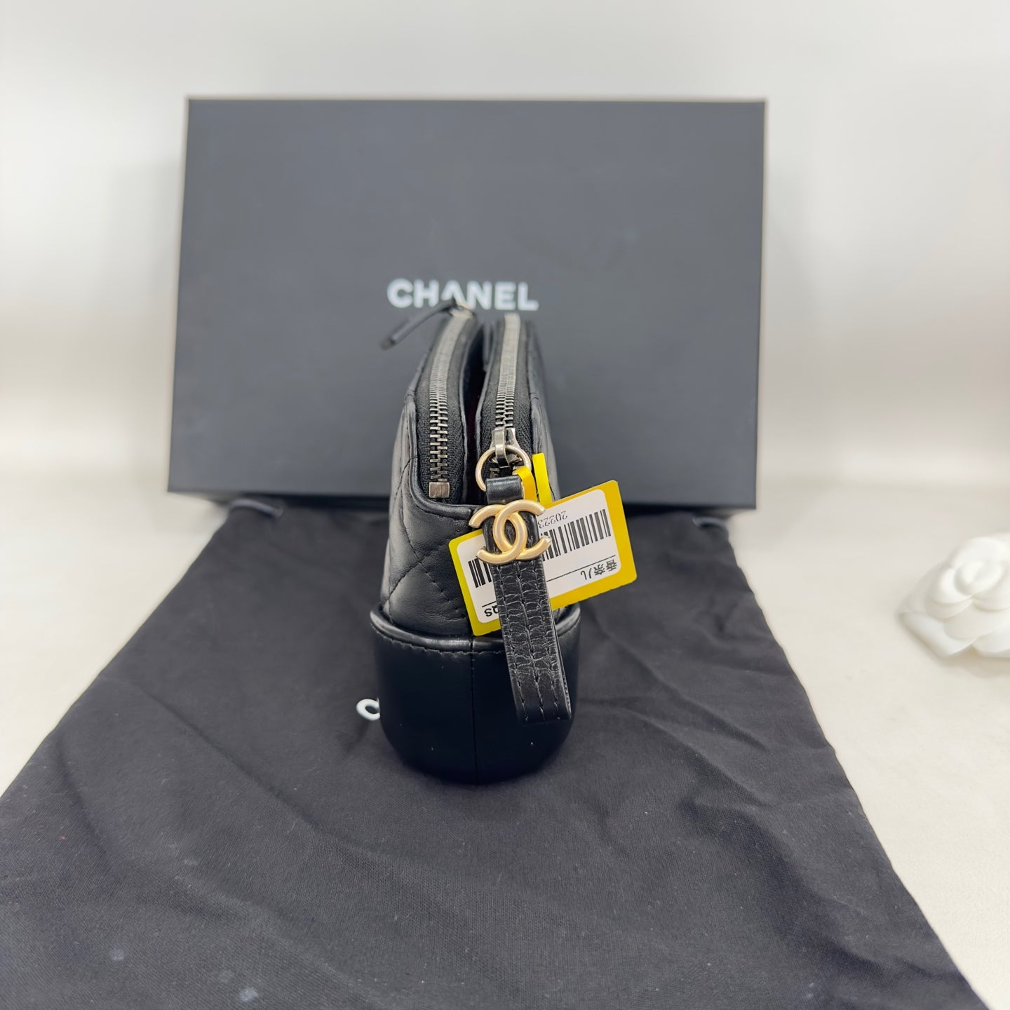 Chanel - Other - Leather - Black - (mini)