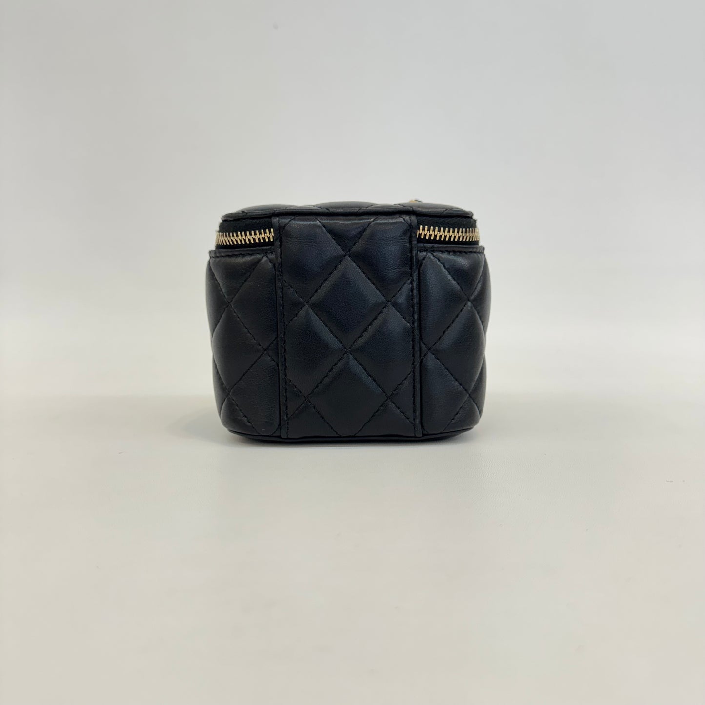 Chanel - Other - Leather - Black - (mini)