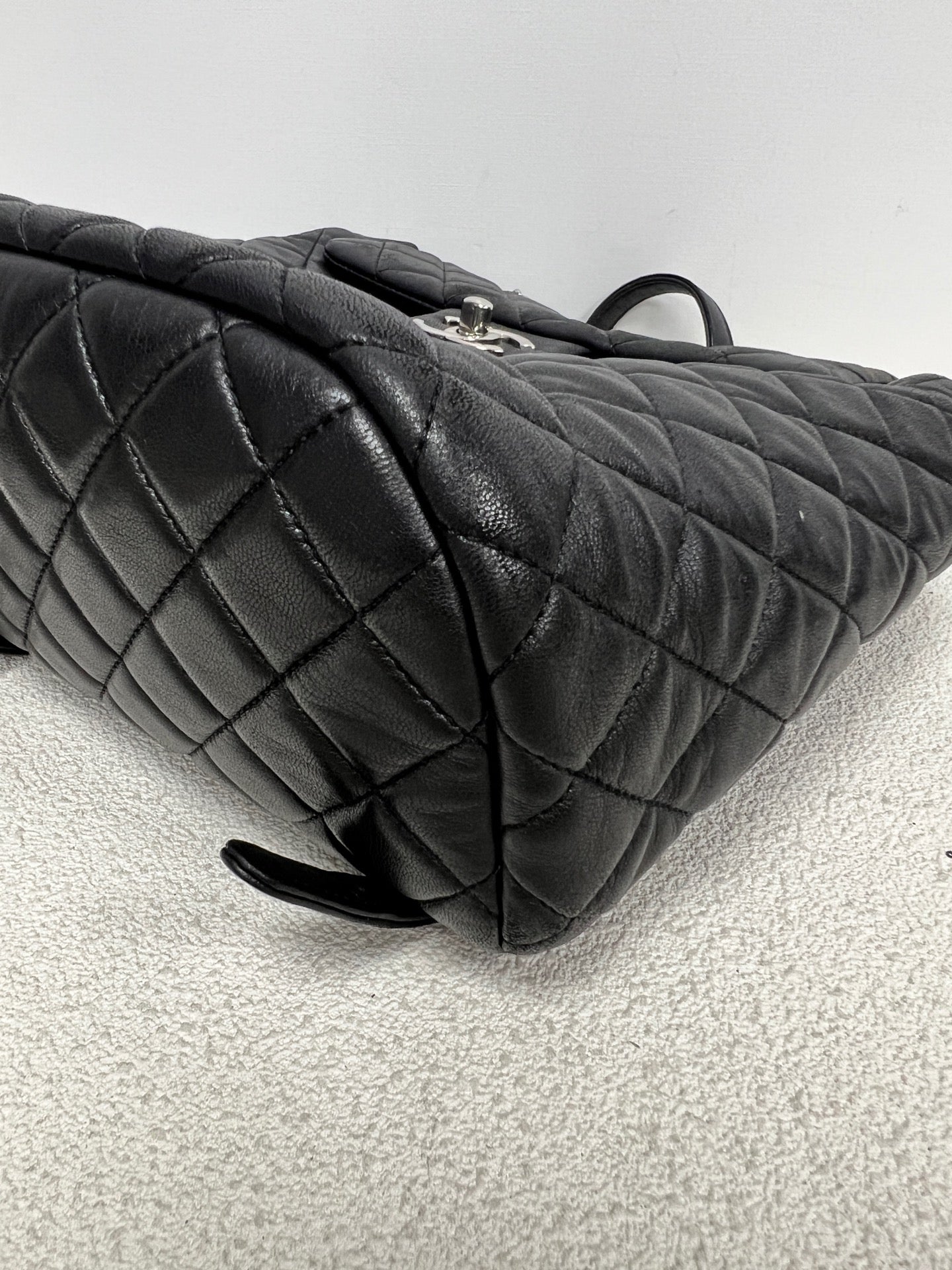 Chanel - Other - Leather - Black - (mini)