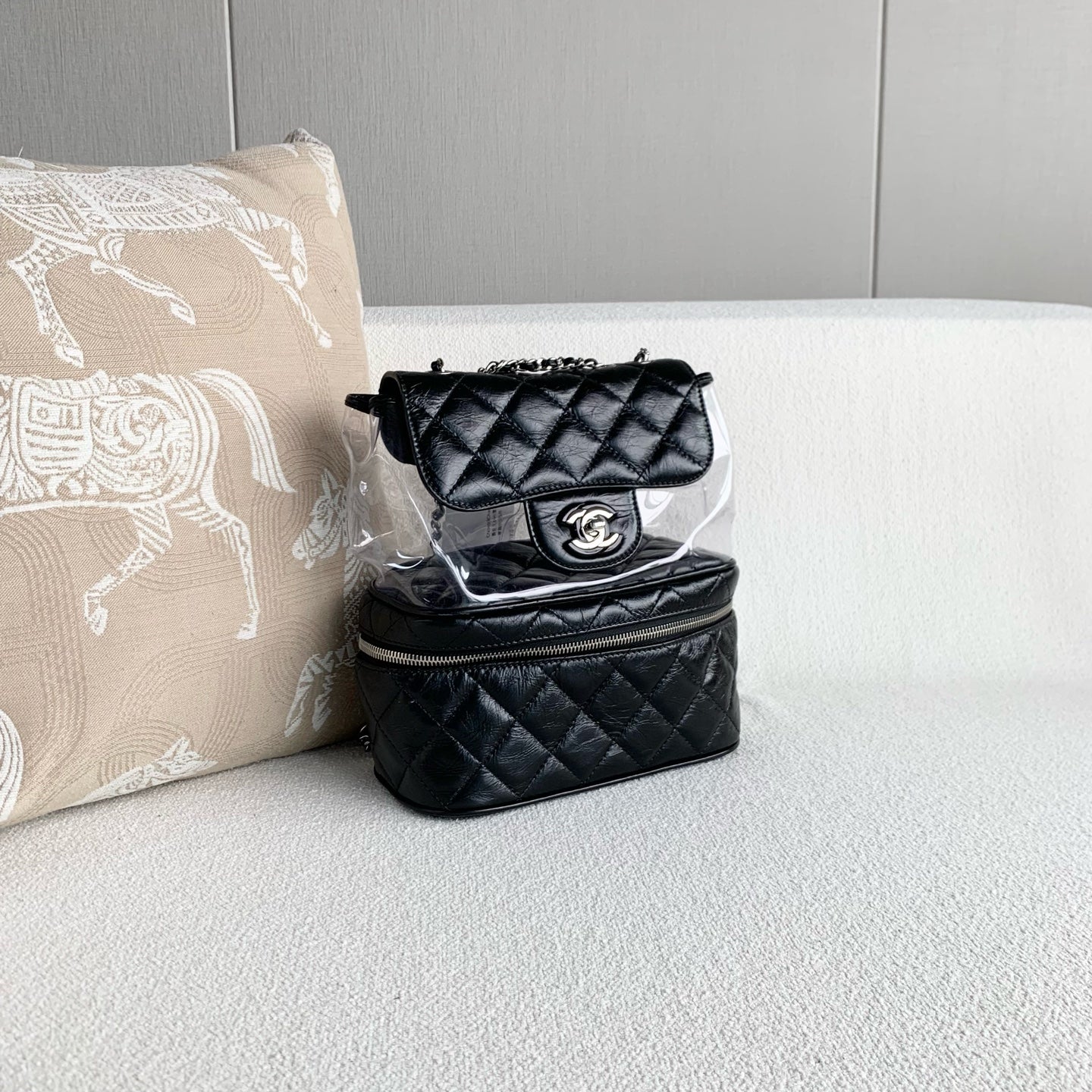 Chanel - Other - Leather - Black - (mini)