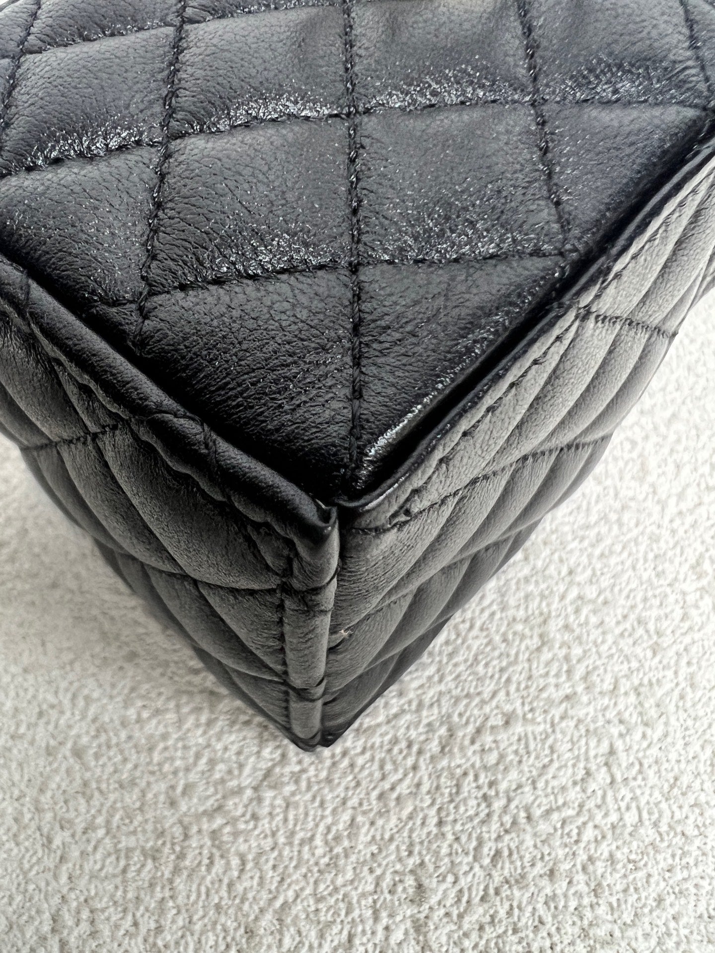 Chanel - Other - Leather - Black - (mini)