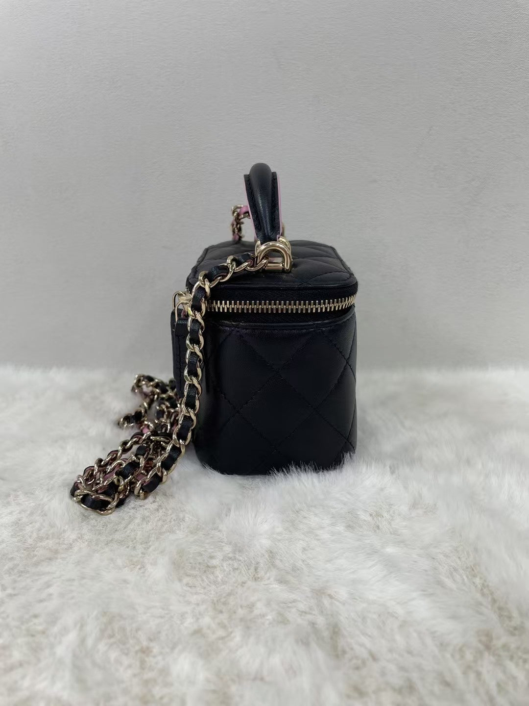 Chanel - Other - Leather - Black - (mini)