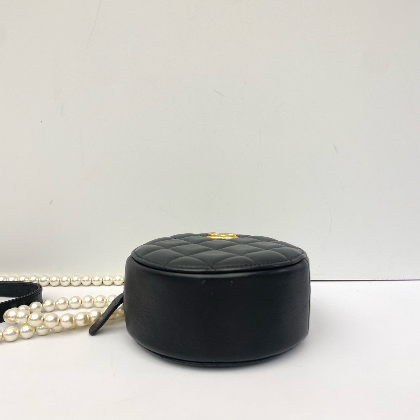 Chanel - Other - Leather - Black - (mini)