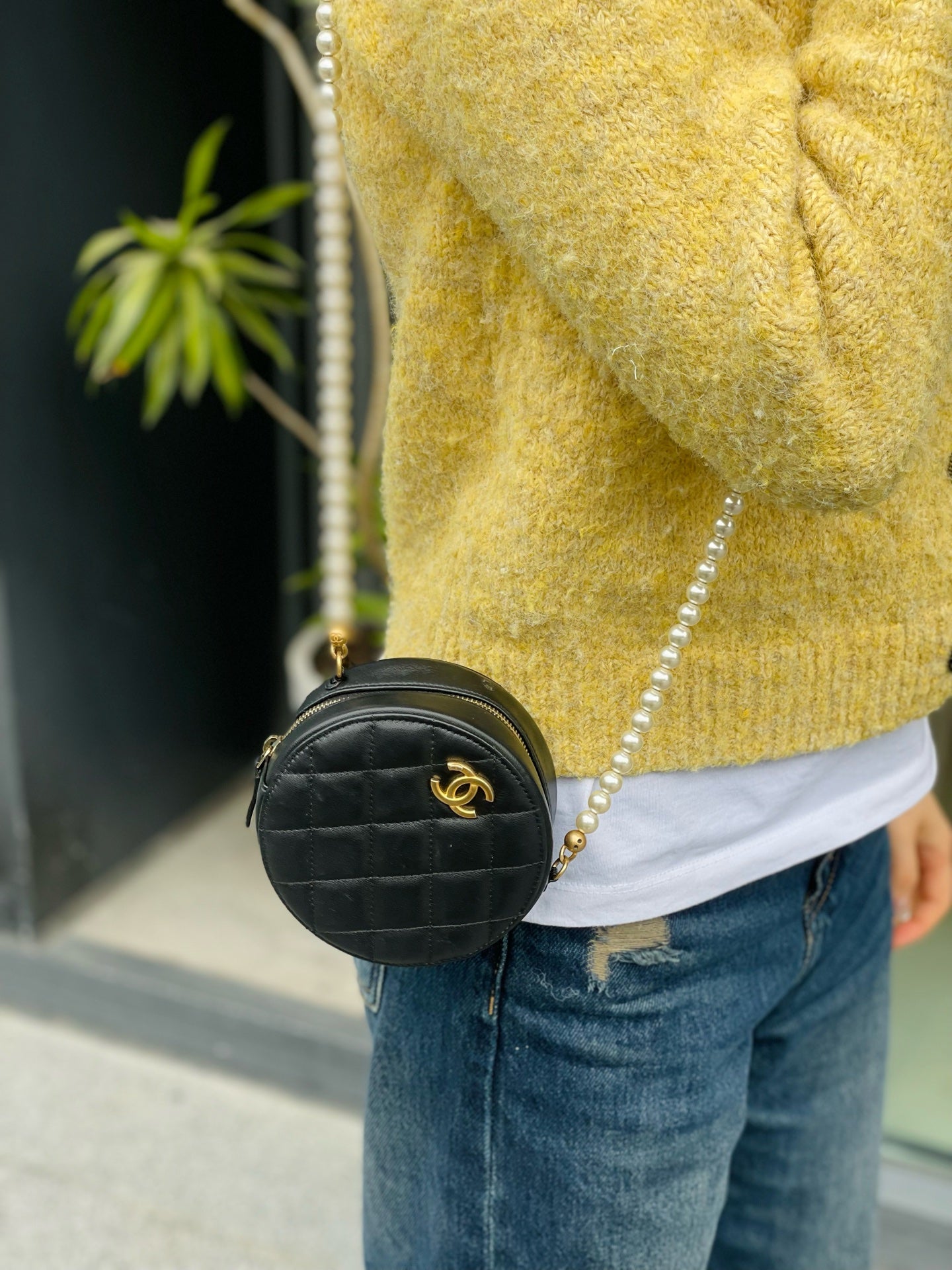 Chanel - Other - Leather - Black - (mini)