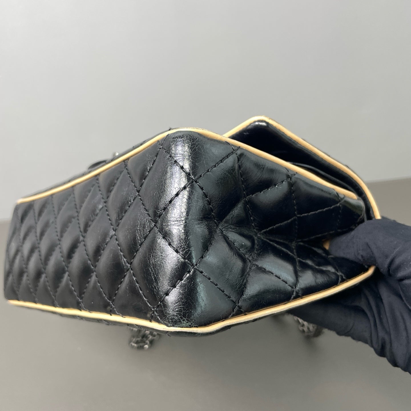 Chanel - Other - Leather - Black - (mini)
