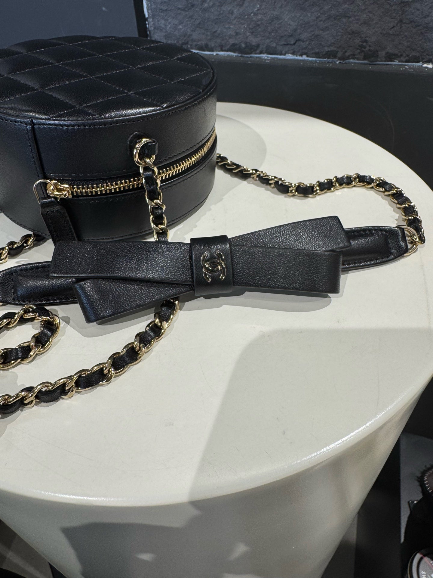 Chanel - Other - Leather - Black - (mini)