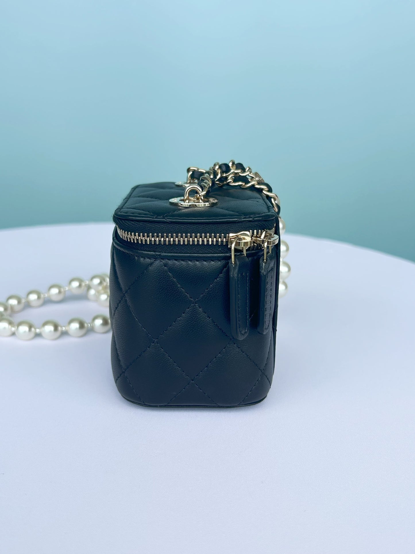 Chanel - Other - Leather - Black - (mini)